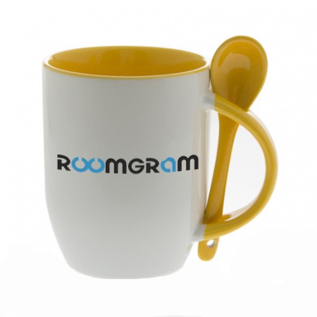 Yellow mug with a spoon with Roomgram logo